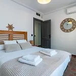 Atico Puente Parking Gratuito Apartmán *