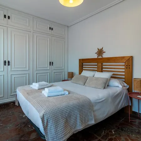 Atico Puente Parking Gratuito Кордова