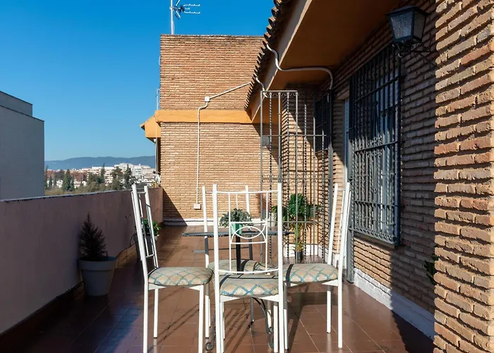 Atico Puente Parking Gratuito Διαμέρισμα *