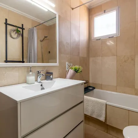 Atico Puente Parking Gratuito Apartamento *