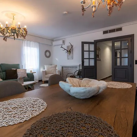 Atico Puente Parking Gratuito Apartamento